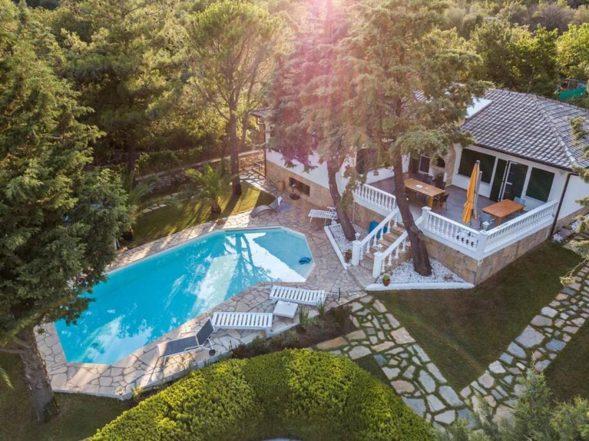 Villa Euphoria Theologos  Exterior photo